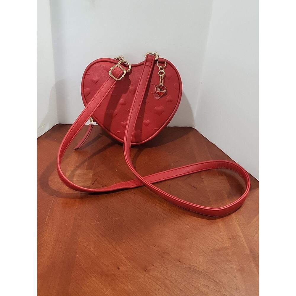juicy couture Red Heart Crossbody Purse Nwt - Picture 7 of 8